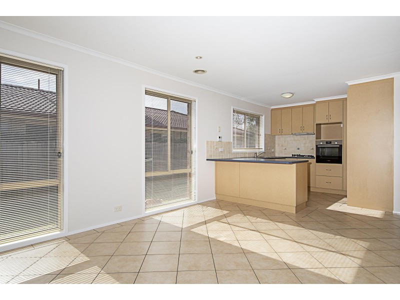 19 Fitton Close, Dunlop ACT 2615