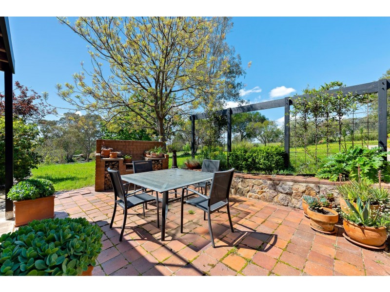 9 Barrett Street, Macgregor ACT 2615