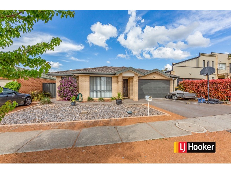 42 Sunshine Loop, Dunlop ACT 2615