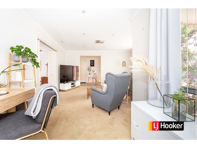 42 Sunshine Loop, Dunlop ACT 2615