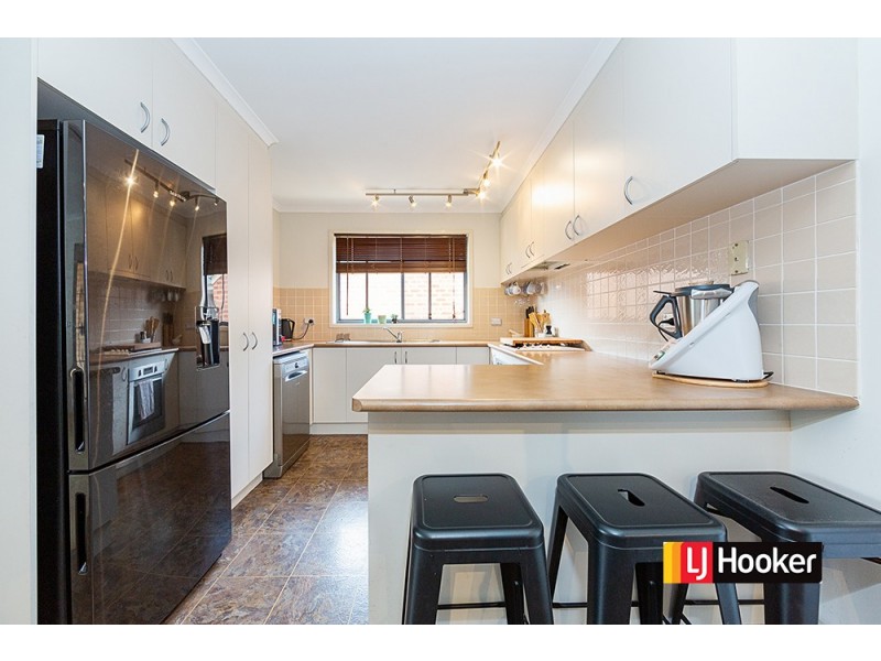 42 Sunshine Loop, Dunlop ACT 2615