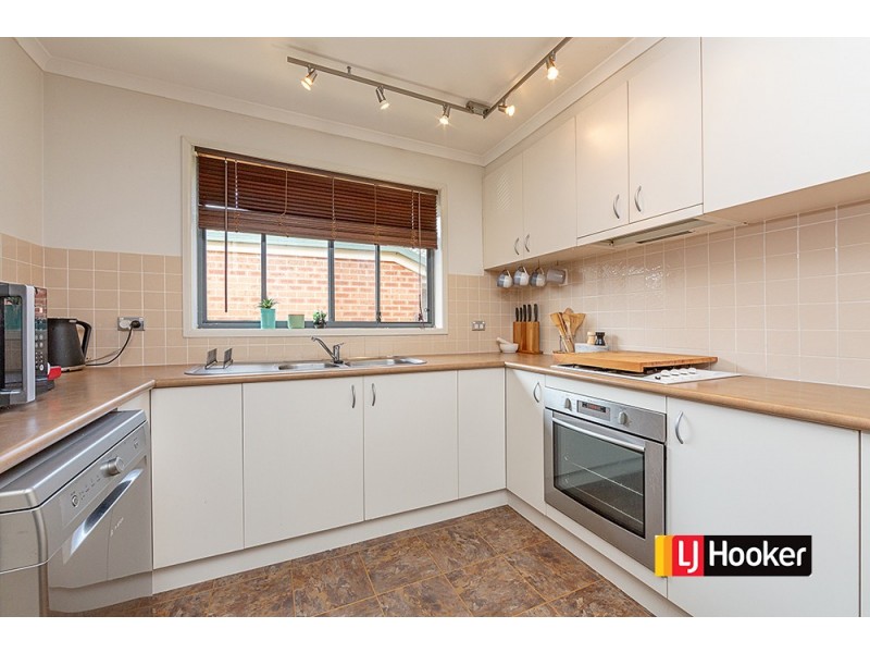 42 Sunshine Loop, Dunlop ACT 2615