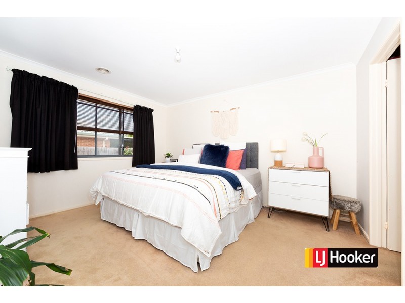 42 Sunshine Loop, Dunlop ACT 2615