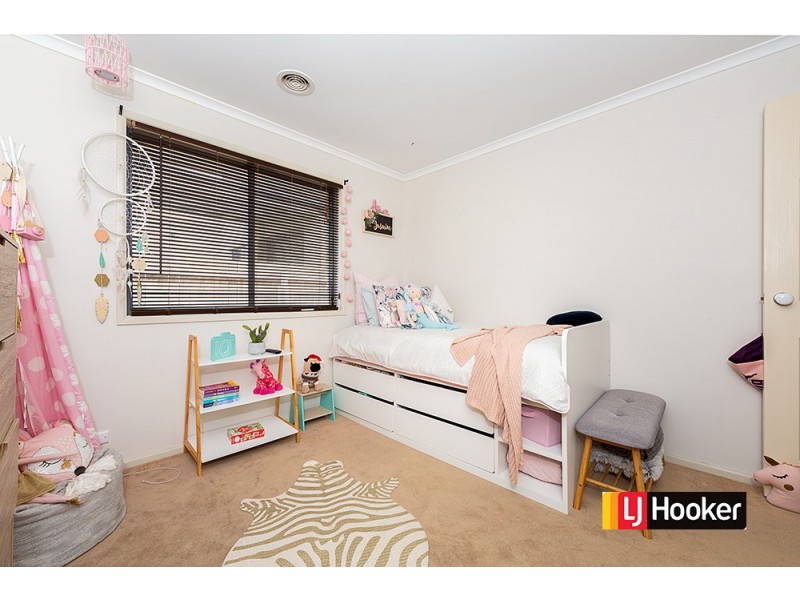 42 Sunshine Loop, Dunlop ACT 2615