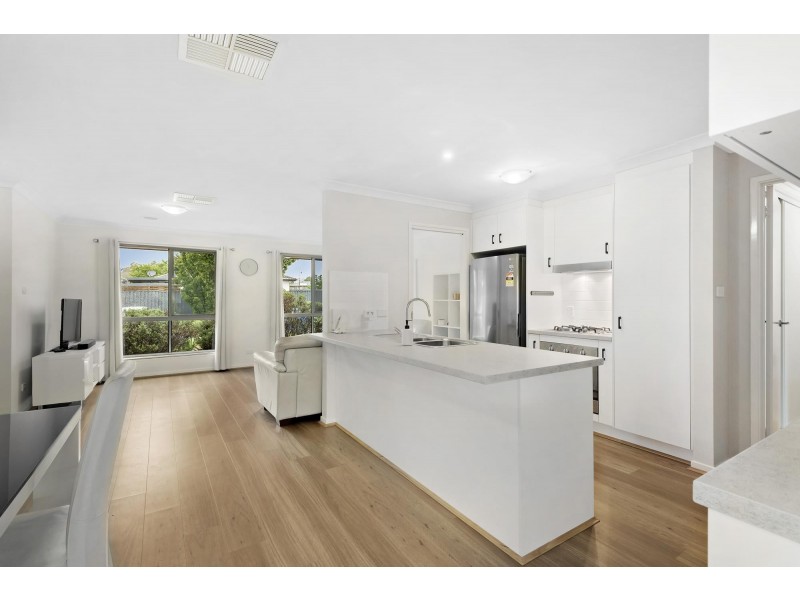 56 John James Loop, Macgregor ACT 2615