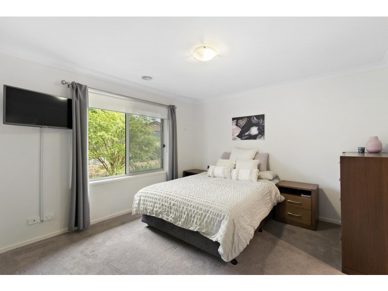 56 John James Loop, Macgregor ACT 2615