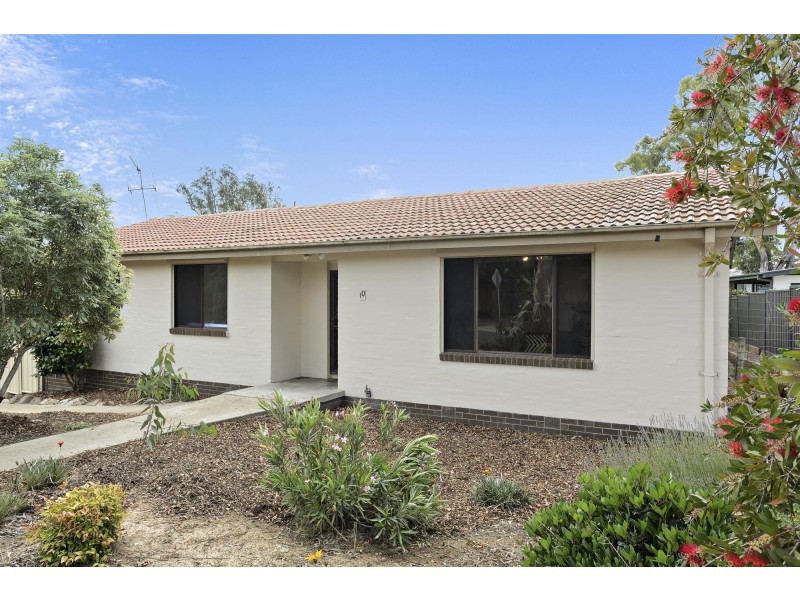 10 Beaurepaire Crescent, Holt ACT 2615