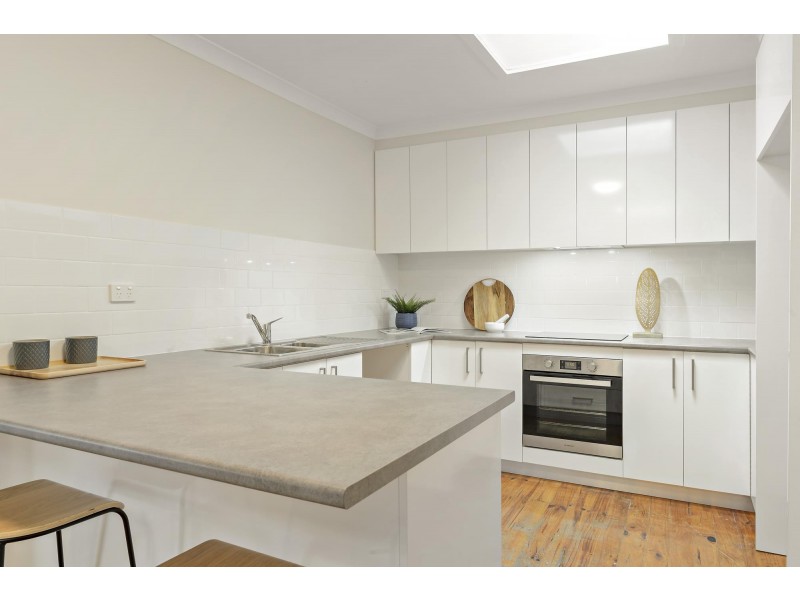 10 Beaurepaire Crescent, Holt ACT 2615