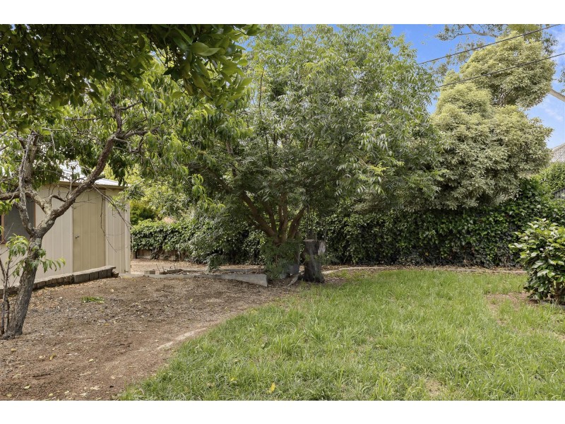 10 Beaurepaire Crescent, Holt ACT 2615