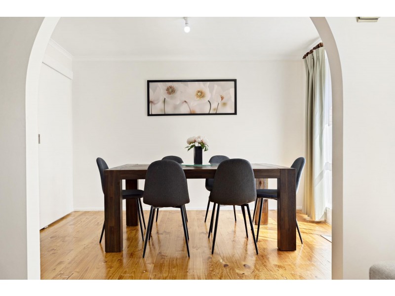 16 MacIntyre Place, Charnwood ACT 2615