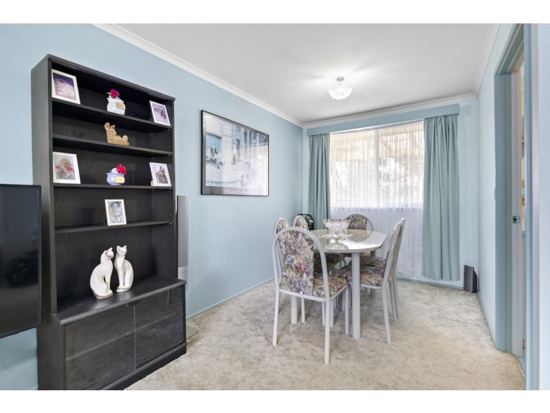 3 Dean Place, Charnwood ACT 2615