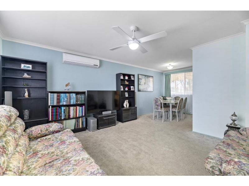 3 Dean Place, Charnwood ACT 2615