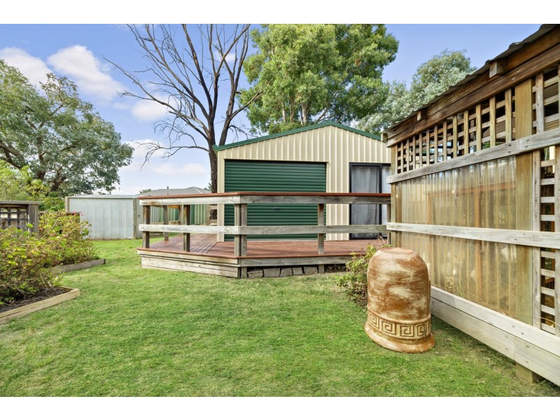 3 Dean Place, Charnwood ACT 2615