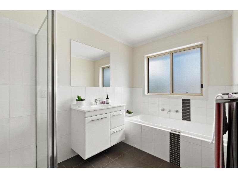 26 Mapleton Avenue, Harrison ACT 2914