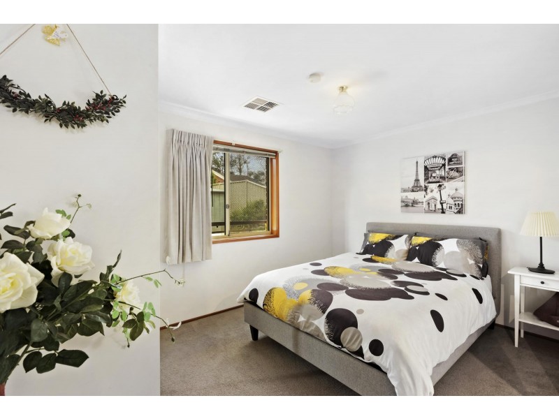 17 Slight Place, Holt ACT 2615