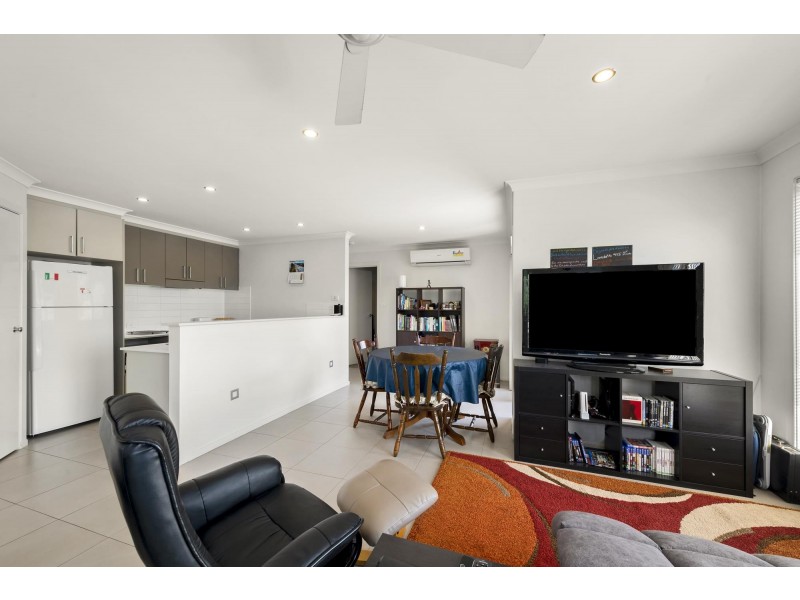 2/17 Woolshed Lane, Harrison ACT 2914