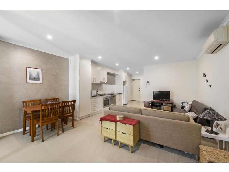 8/68 Hardwick Crescent, Holt ACT 2615