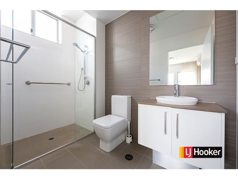 137/116 Easty Street, Phillip ACT 2606