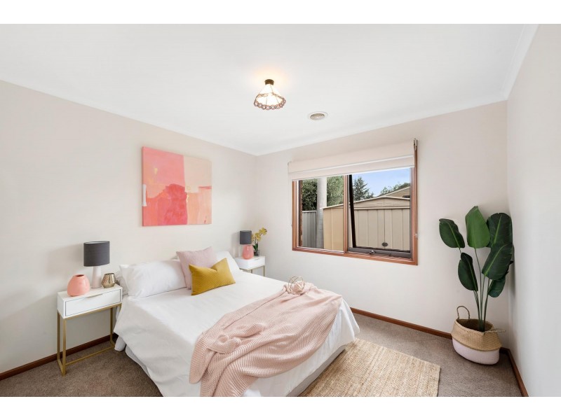 16 Vagabond Crescent, Mckellar ACT 2617
