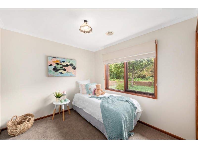 16 Vagabond Crescent, Mckellar ACT 2617