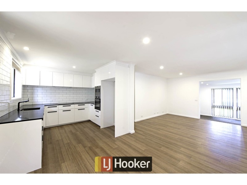 25 Baddeley Crescent, Spence ACT 2615