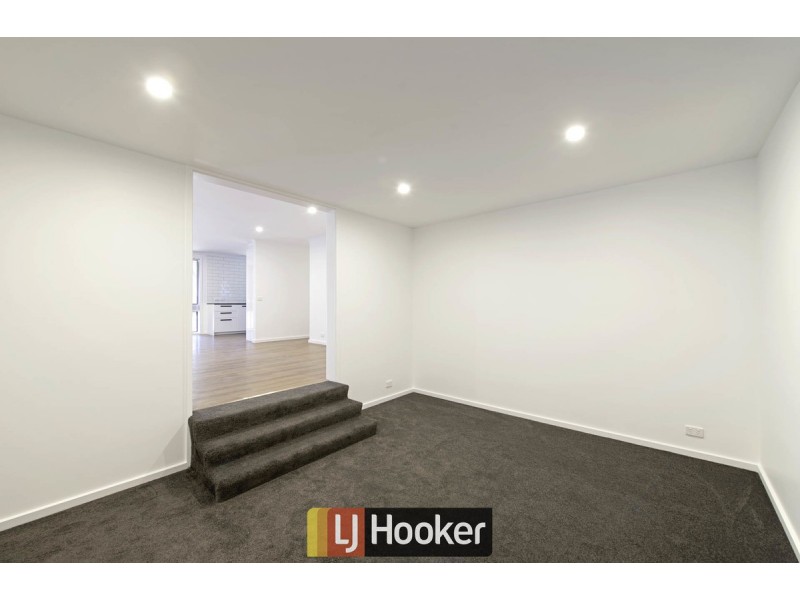 25 Baddeley Crescent, Spence ACT 2615