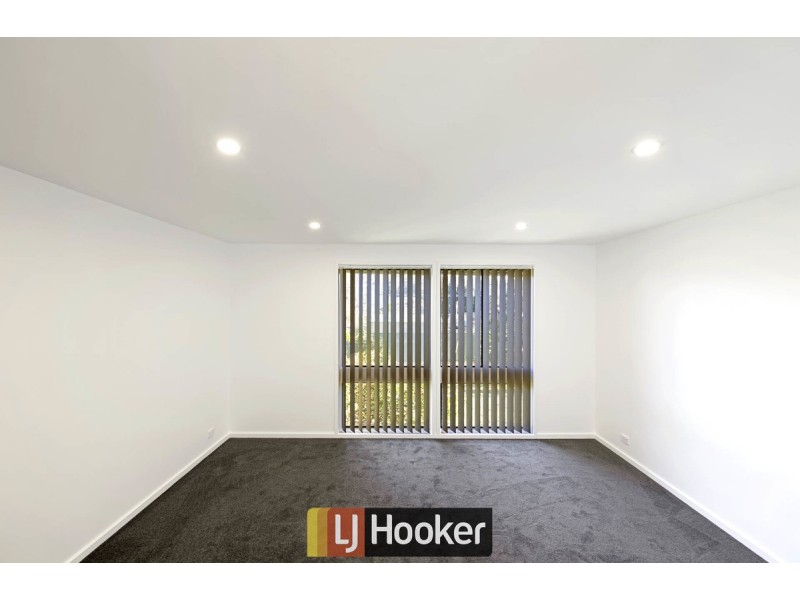 25 Baddeley Crescent, Spence ACT 2615