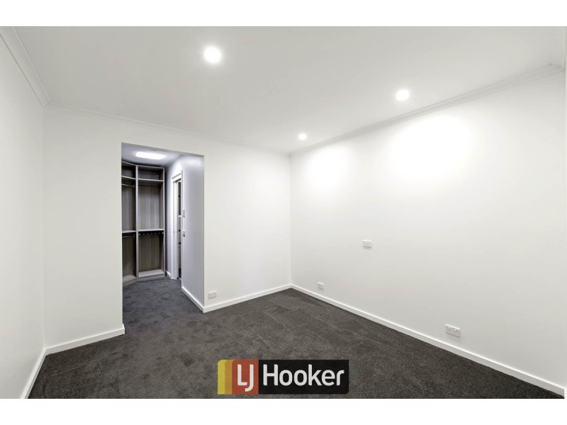 25 Baddeley Crescent, Spence ACT 2615