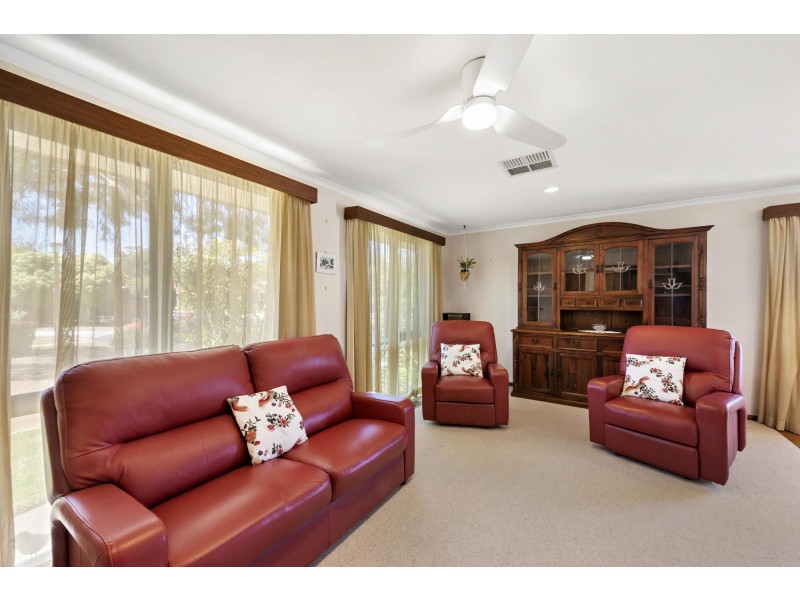 9 Colborne Place, Spence ACT 2615