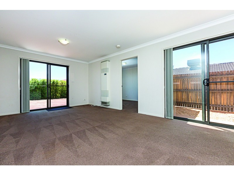 6 Stang Street, Macgregor ACT 2615