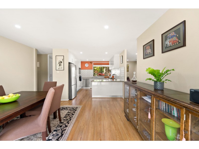 7 Waterfield Place, Charnwood ACT 2615