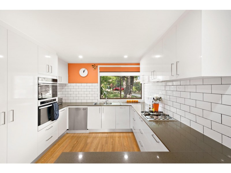 7 Waterfield Place, Charnwood ACT 2615