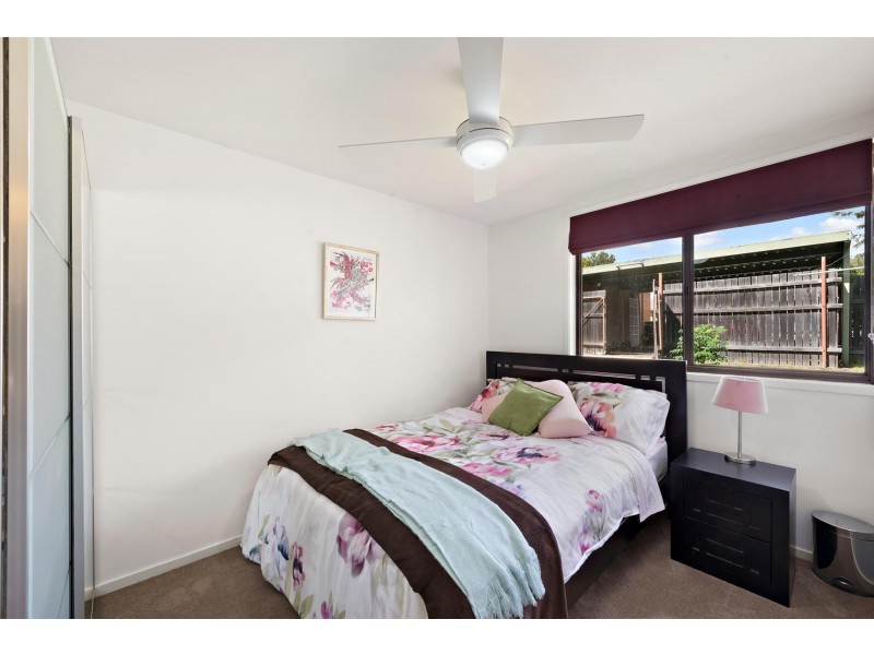7 Waterfield Place, Charnwood ACT 2615