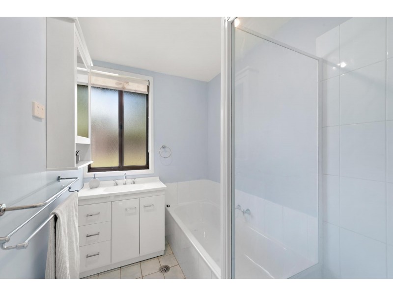 7 Waterfield Place, Charnwood ACT 2615