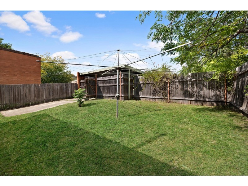 7 Waterfield Place, Charnwood ACT 2615