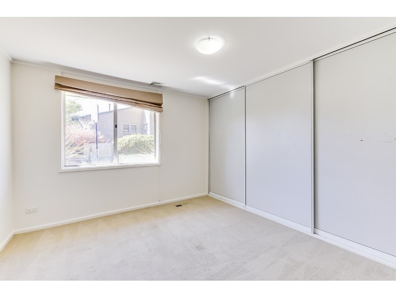 9 Mathison Place, Macgregor ACT 2615