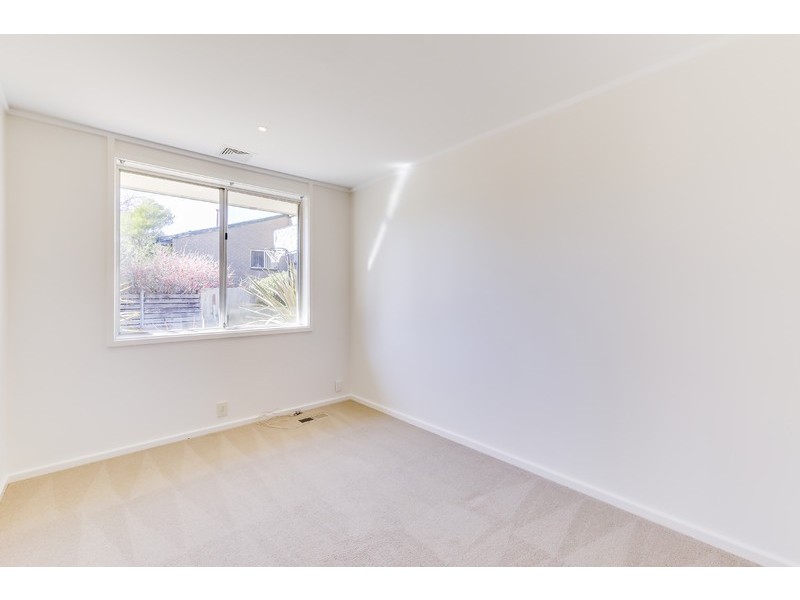 9 Mathison Place, Macgregor ACT 2615