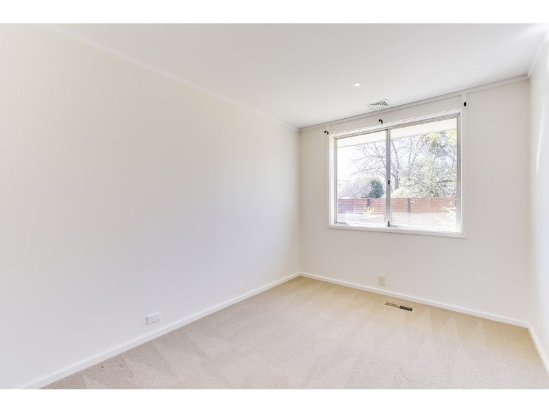 9 Mathison Place, Macgregor ACT 2615