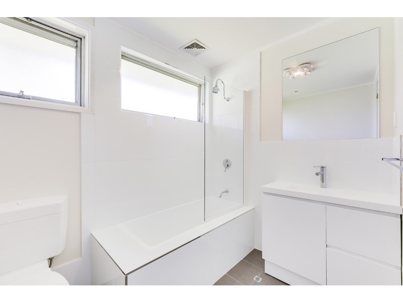 9 Mathison Place, Macgregor ACT 2615