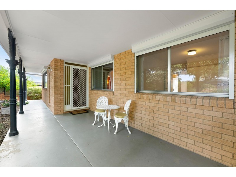 63 Denny Street, Latham ACT 2615