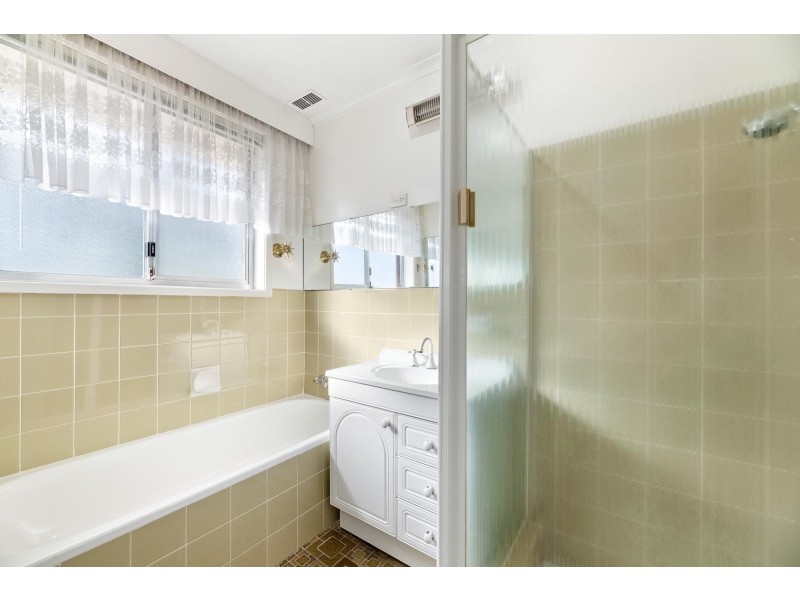 63 Denny Street, Latham ACT 2615