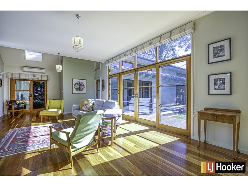 4 Schomburgk Street, Yarralumla ACT 2600