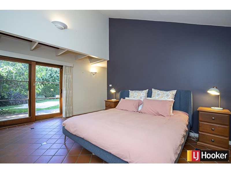 4 Schomburgk Street, Yarralumla ACT 2600