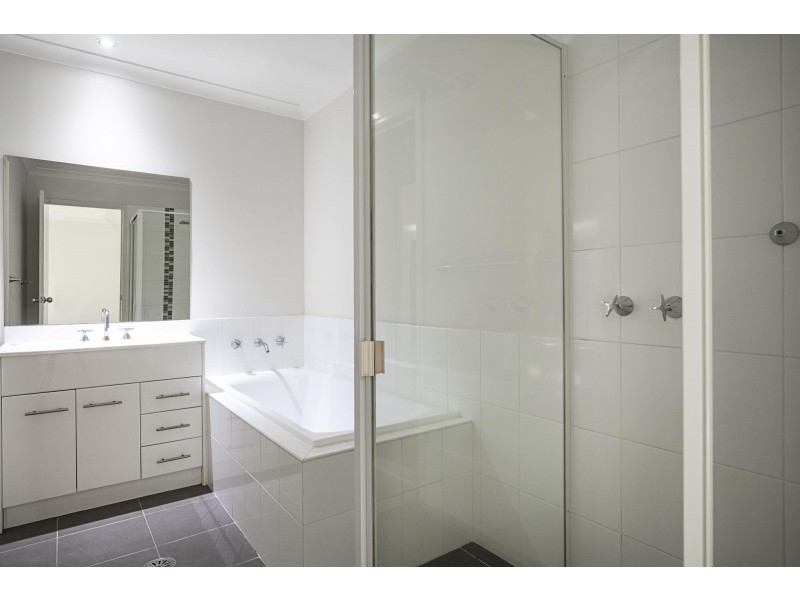 23 Eric De Salis Street, Macgregor ACT 2615