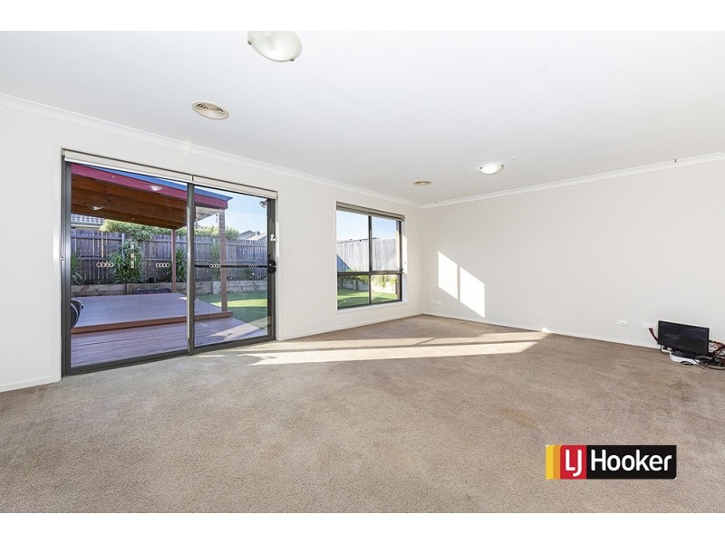 16 Stang Place, Macgregor ACT 2615