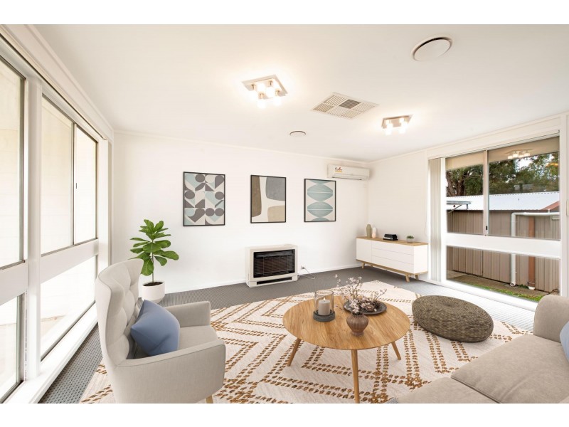 2 Edye Place, Macgregor ACT 2615