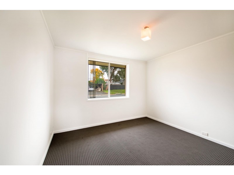 2 Edye Place, Macgregor ACT 2615