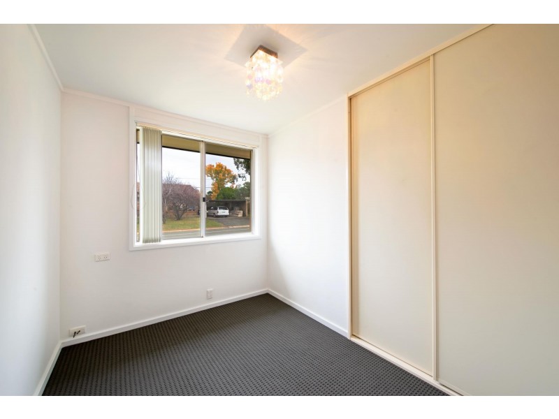 2 Edye Place, Macgregor ACT 2615