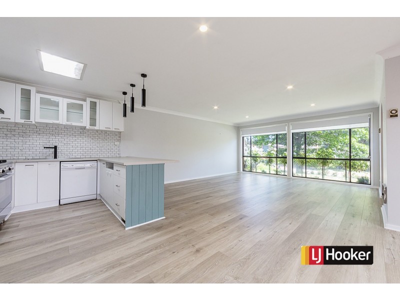 7 Macfarlan Place, Latham ACT 2615