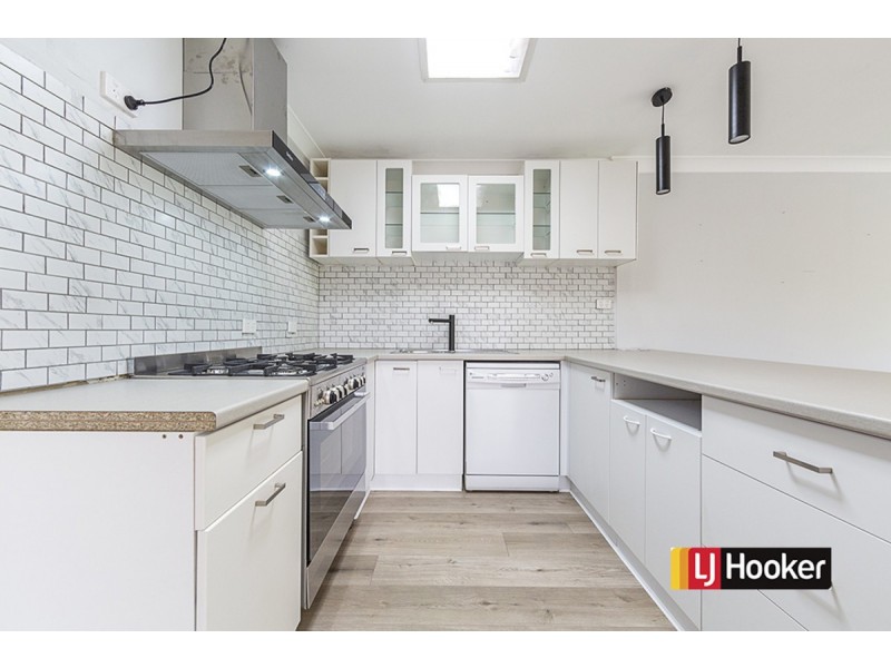 7 Macfarlan Place, Latham ACT 2615